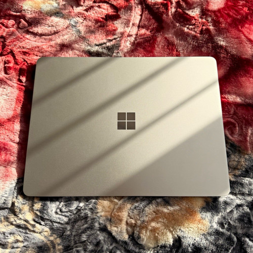Microsoft surface laptop 13in - microsoft,