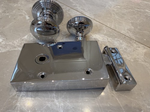 Solid chrome surface mounted - solid,