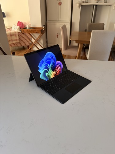 Microsoft surface pro - pro, 11